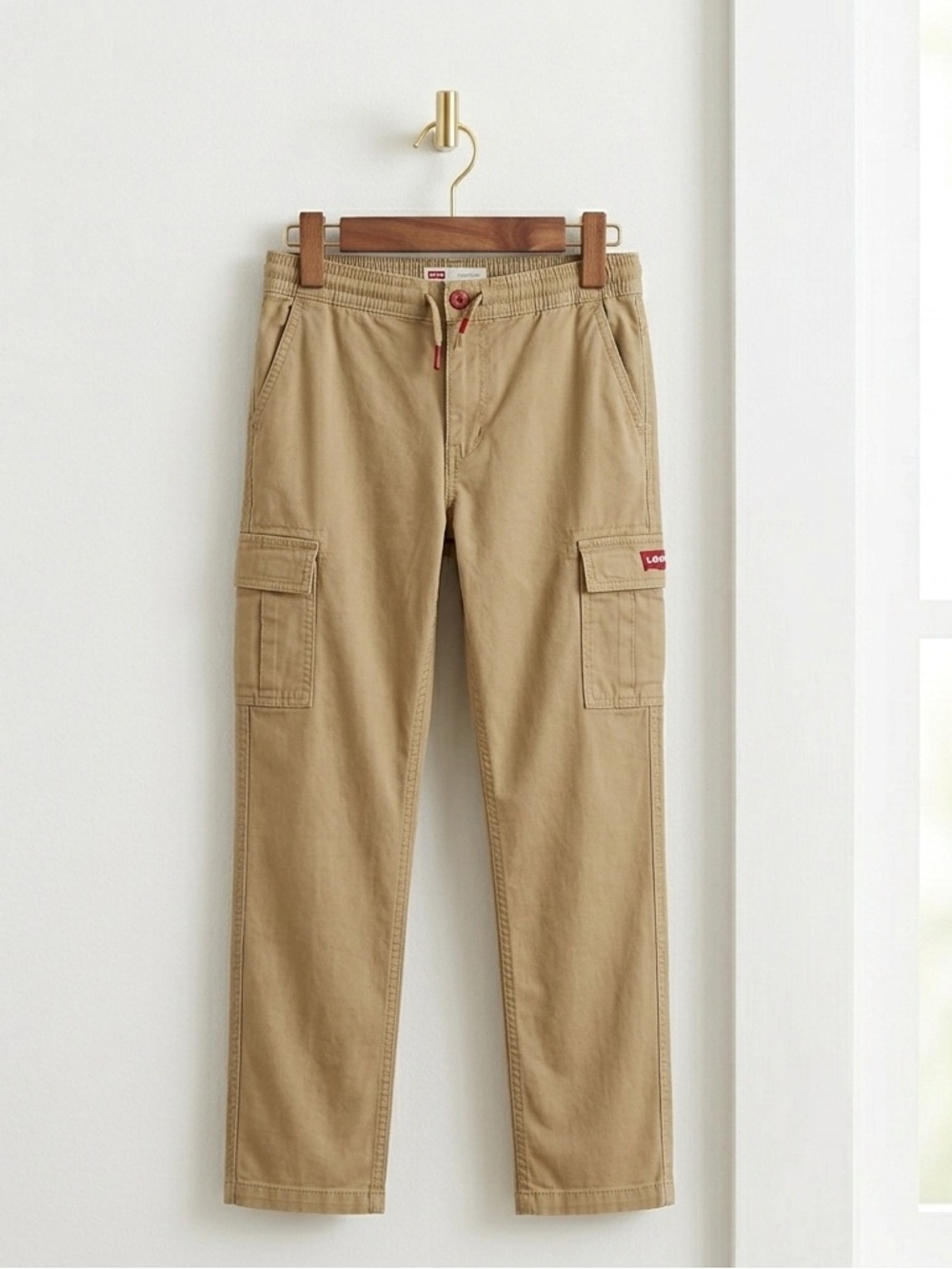 Levi’s Youth Cargo Twill Pants In Harvest Gold size 16
